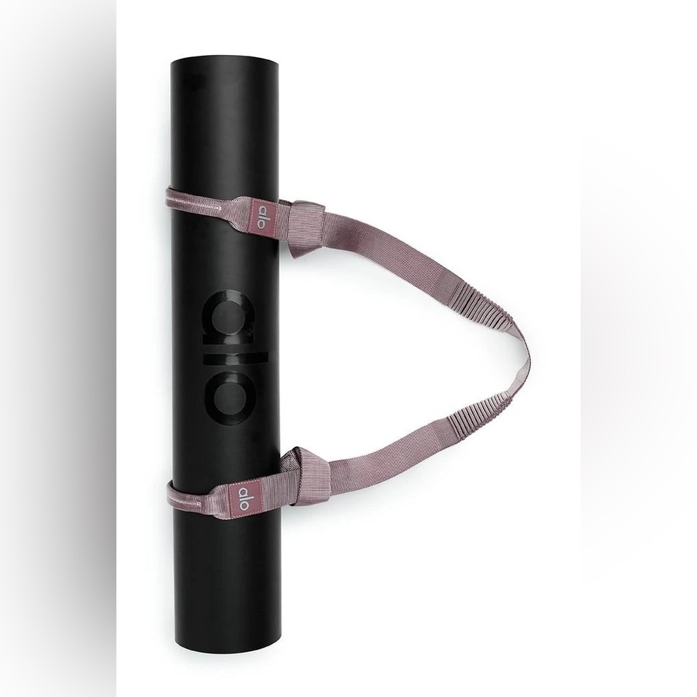 alo yoga Duality yoga strap- Soft Mauve - Picture 2 of 9